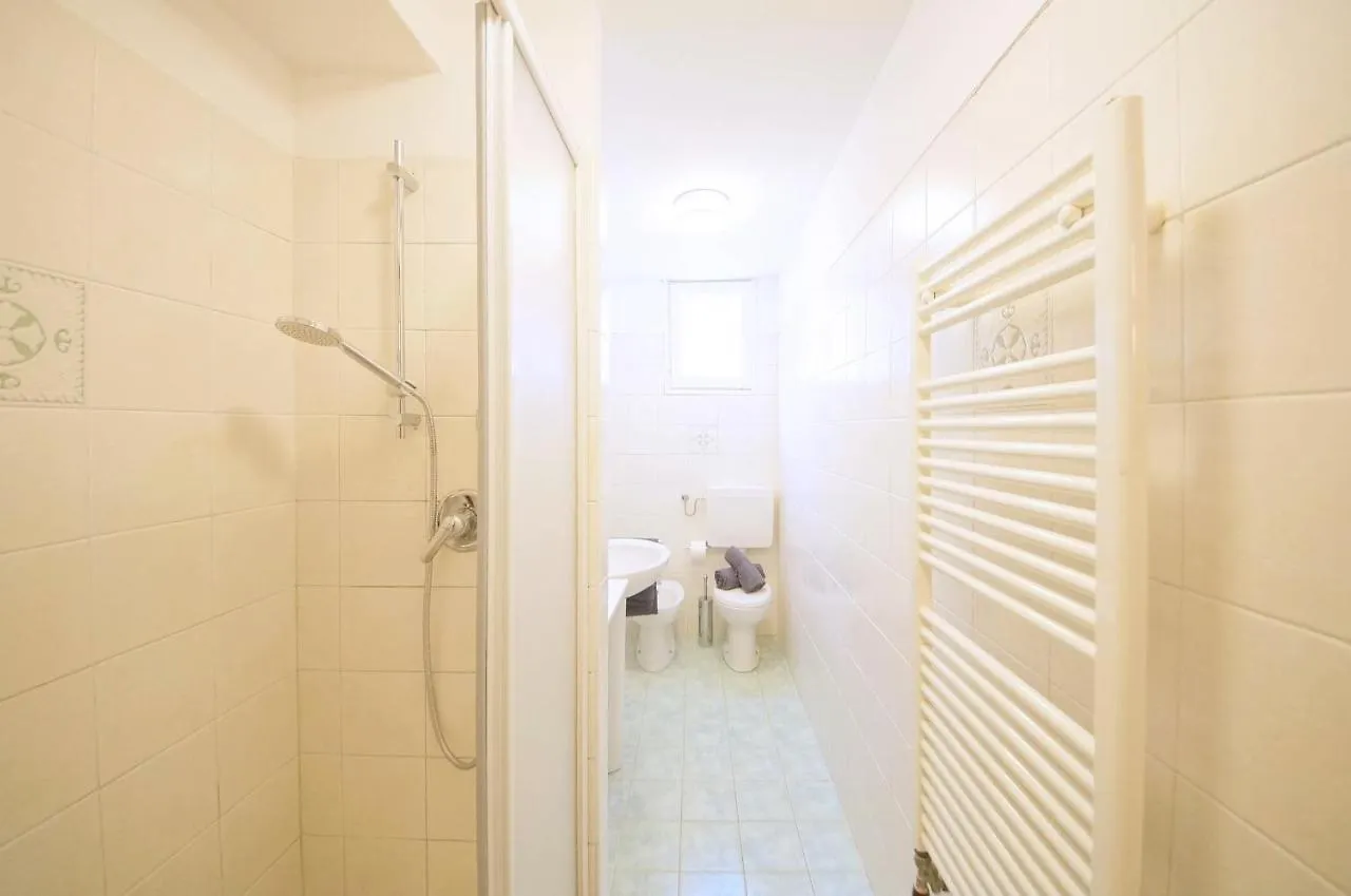 ונציה Gondola View Apartment